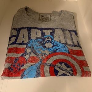 Disney round neck xl t- shirt